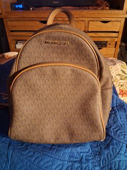 Michael Kors/ backpack