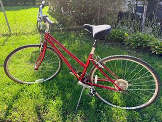 Trek Vintage 720 MultiTrack Hybrid Bike.