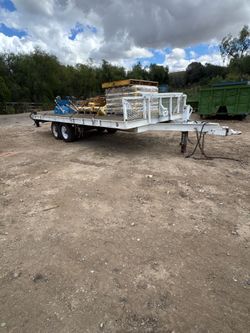 Flat bed trailer