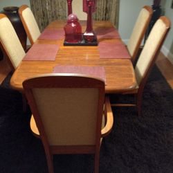 Broyhill 7pc Table 