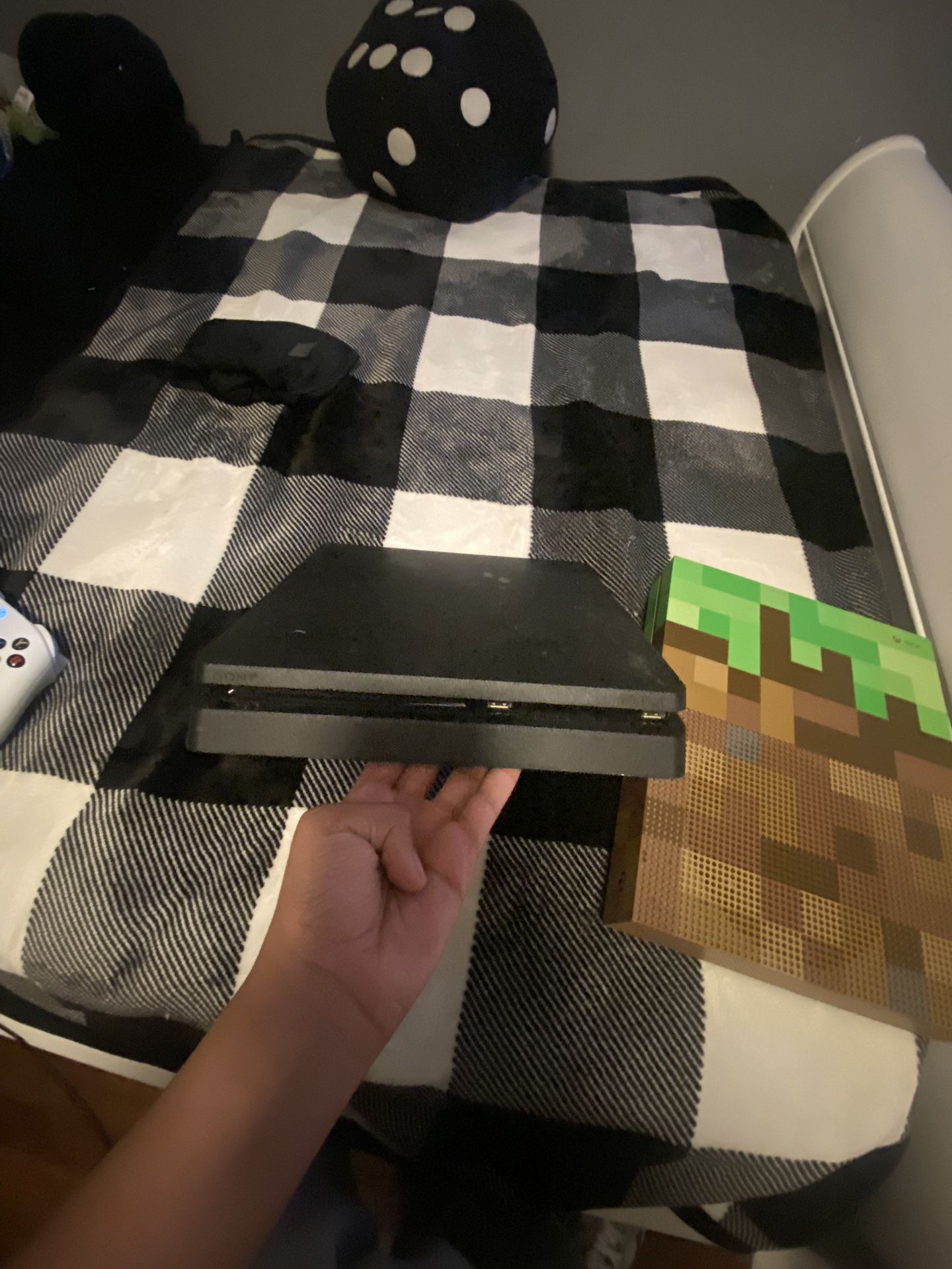 PS4