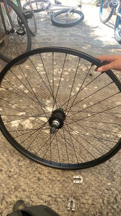 Throne back rim