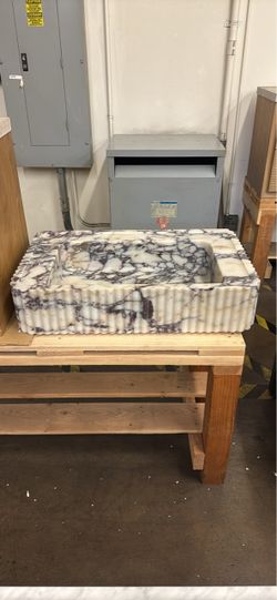 30” Marble Vessel Sink with Fluted Exterior