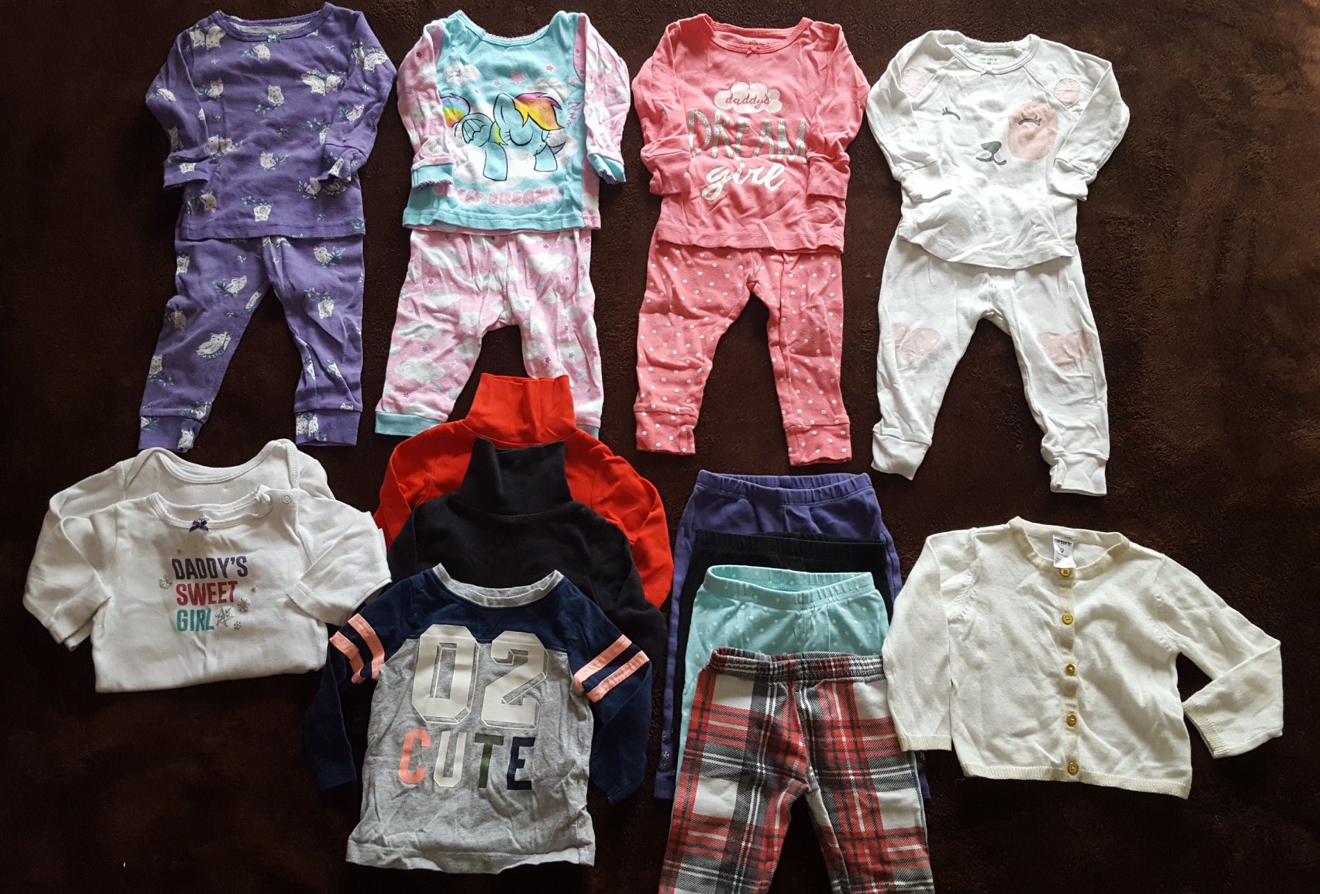 Baby girl clothes size 9 months