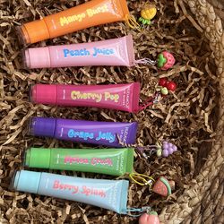 Fruity Lip Gloss 💖🍑 | Hydrating Gloss | Cute Keychain Charm