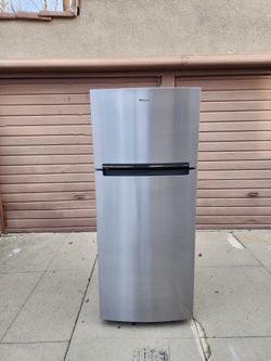 3MONTHS WARRANTY 28X29X68 WHIRLPOOL FRIDGE 18CUFT SILVER 