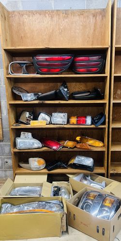 bundle deal- collection of new & used automotive replacement lighting assemblies & covers