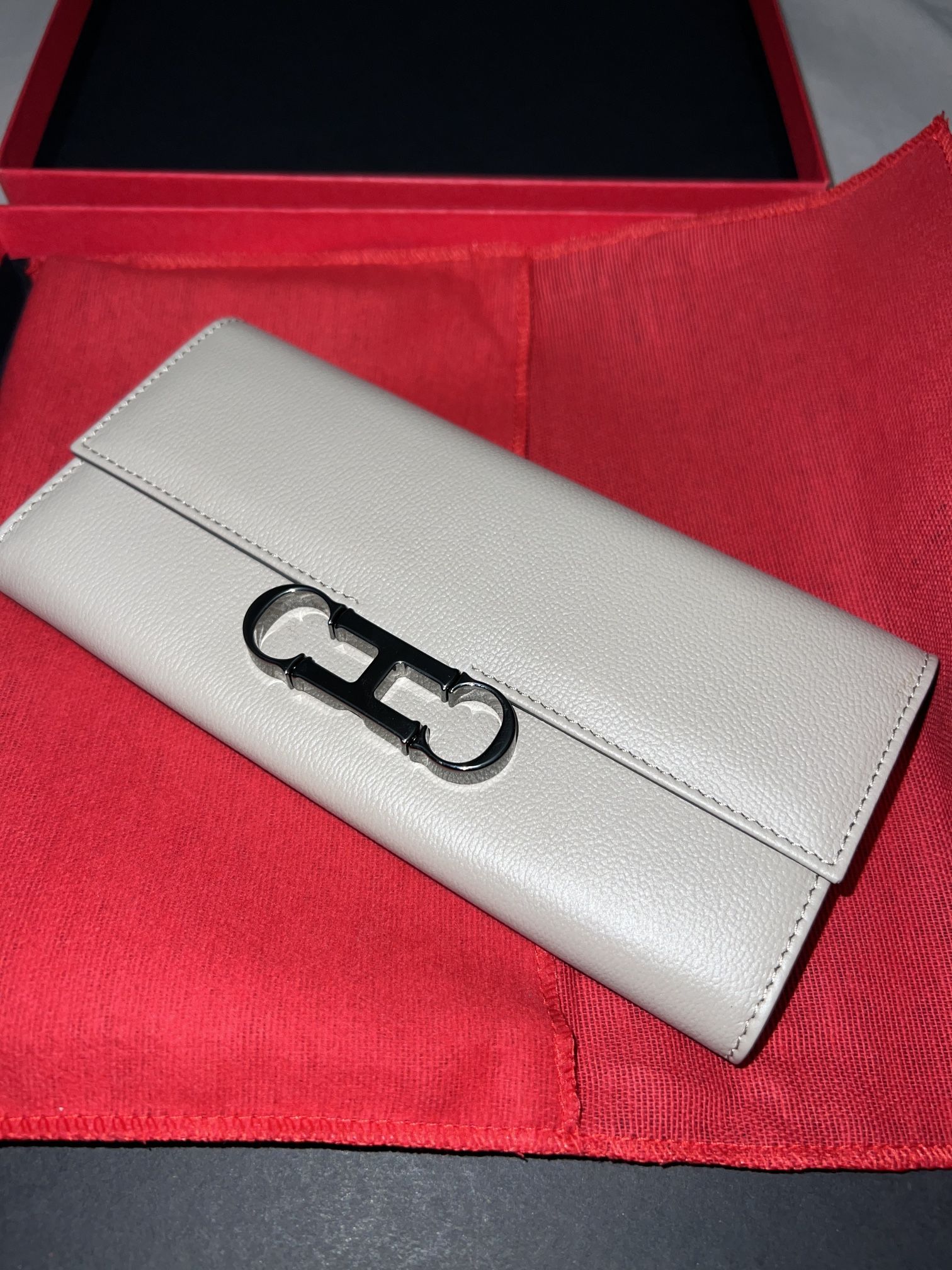 Carolina Herrera Wallet