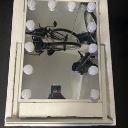 Vanity Mirror With Lights 