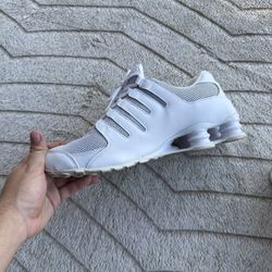 Nike Shox White Mens 10.5