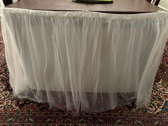 6 ft. White Tulle Table Skirts 