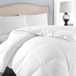 New EASELAND California King Down Alternative Comforter - Quilted Duvet Insert For All Seasons, Soft Lightweight With Corner Tabs, Summer Winter Warm 
