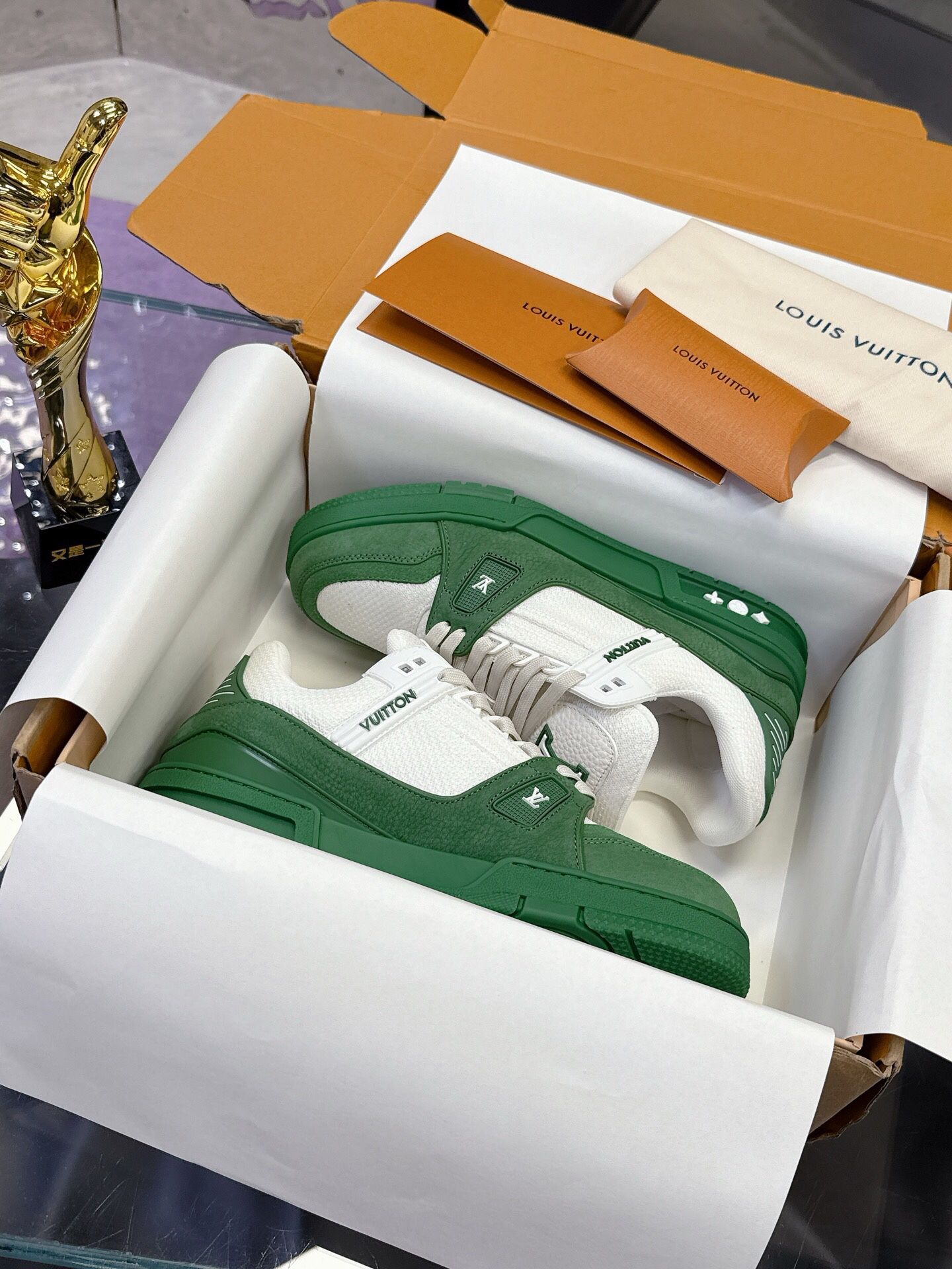 Louis Vuitton Men’s Sneaker With Box 2025