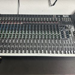 Alto Live 2404 Mixer 