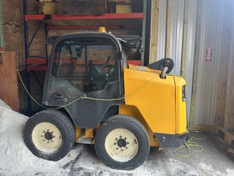 JCB 300 Skid Steer