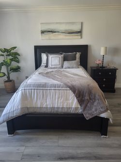 Queen bed  with nightstand