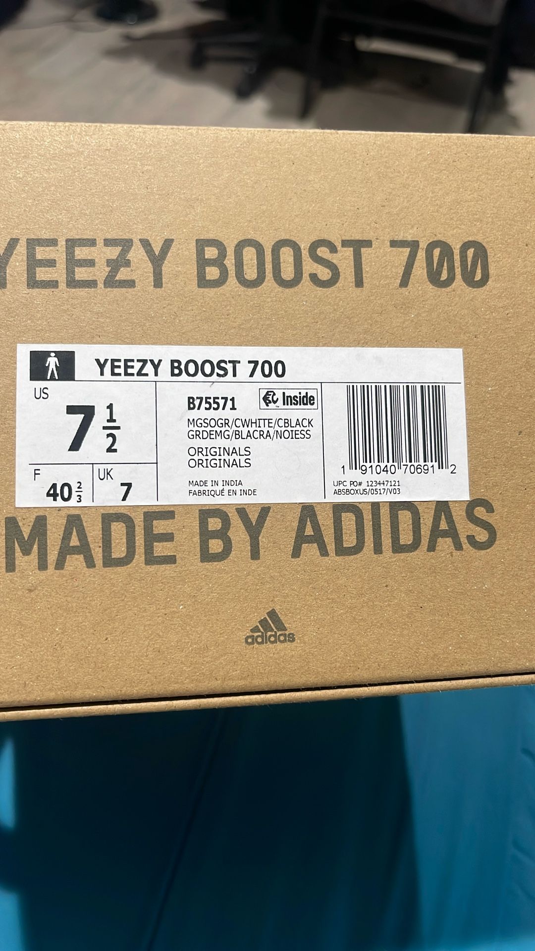 Yeezy 700 Wave Runners Mens