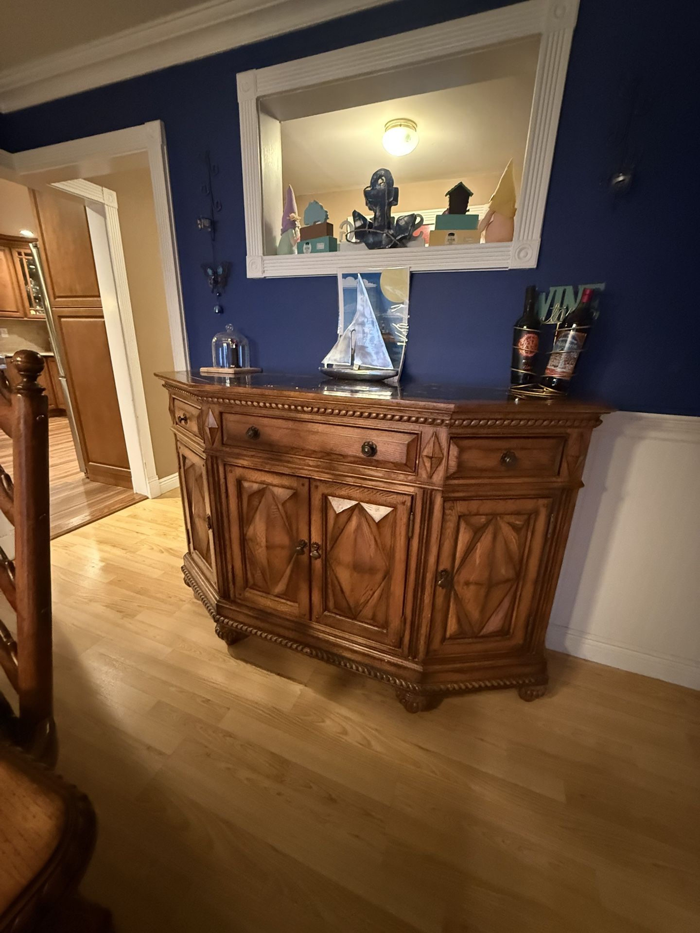 Dining Table Two Leaves With Pads Bar Hutch