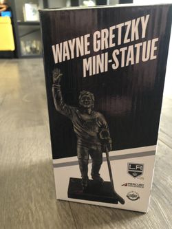 LA Kings-Wayne Gretzky Mini Statue