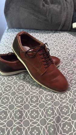 Also men shoes size 7