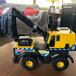 Tonka digger crane truck