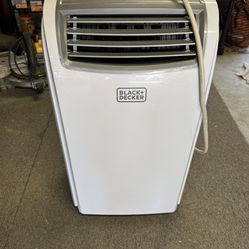 Portable Air Conditioner - Black + Decker