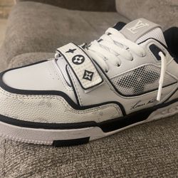 Size 9-10 New 