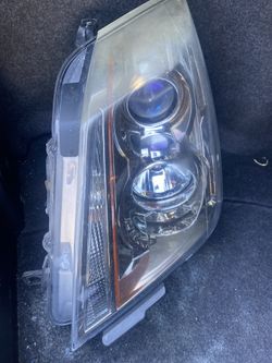 2011 CADILLAC CTS( driver Side ) Headlight