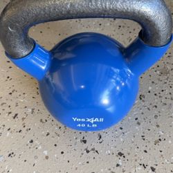 40 lbs Kettlebell 