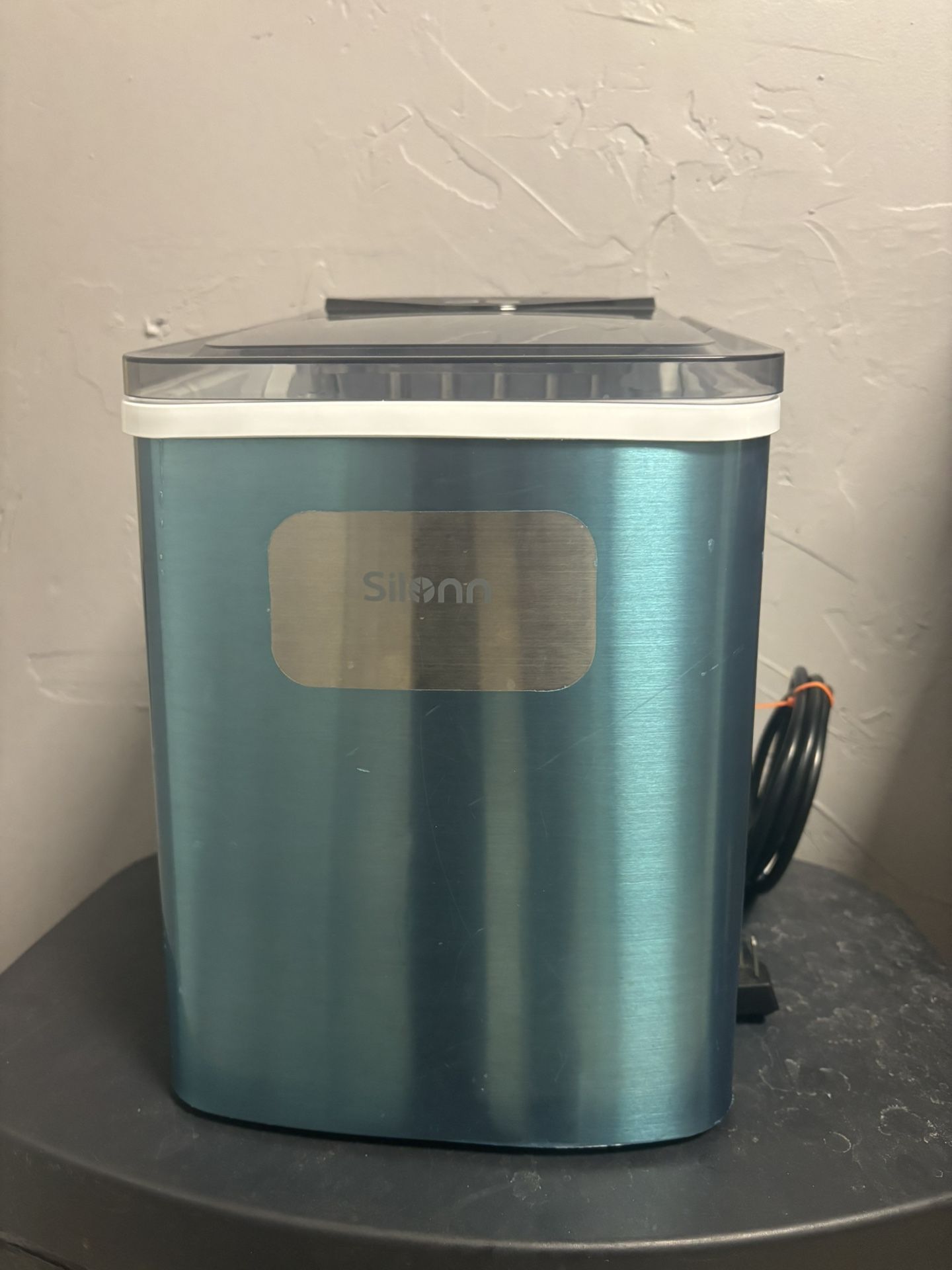 Silonn Portable Ice Maker Slim01