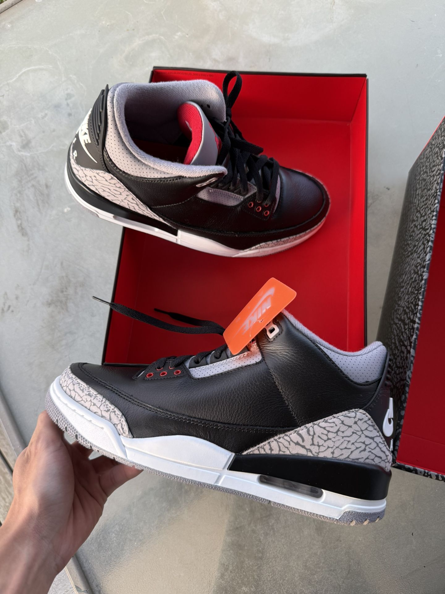 Air Jordan 3 Retro OG Black Cement 2024 Size 9