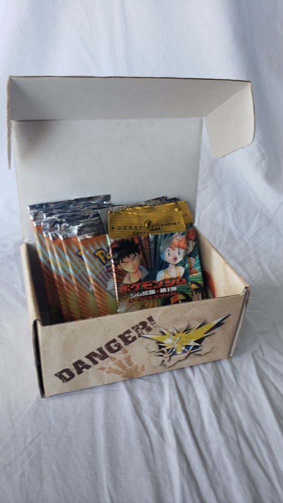 Vintage pokemon Packs With Fossil Set Box