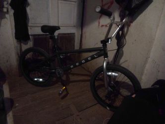Mongoose/ Rebel/ Gray