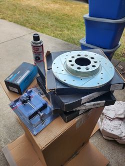 New/unused automotive brake parts and tool lot.