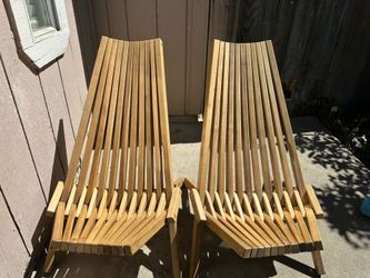 Melino  folding chairs