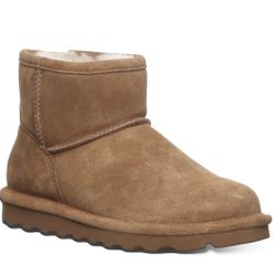 New Bearpaw Boots Size 11