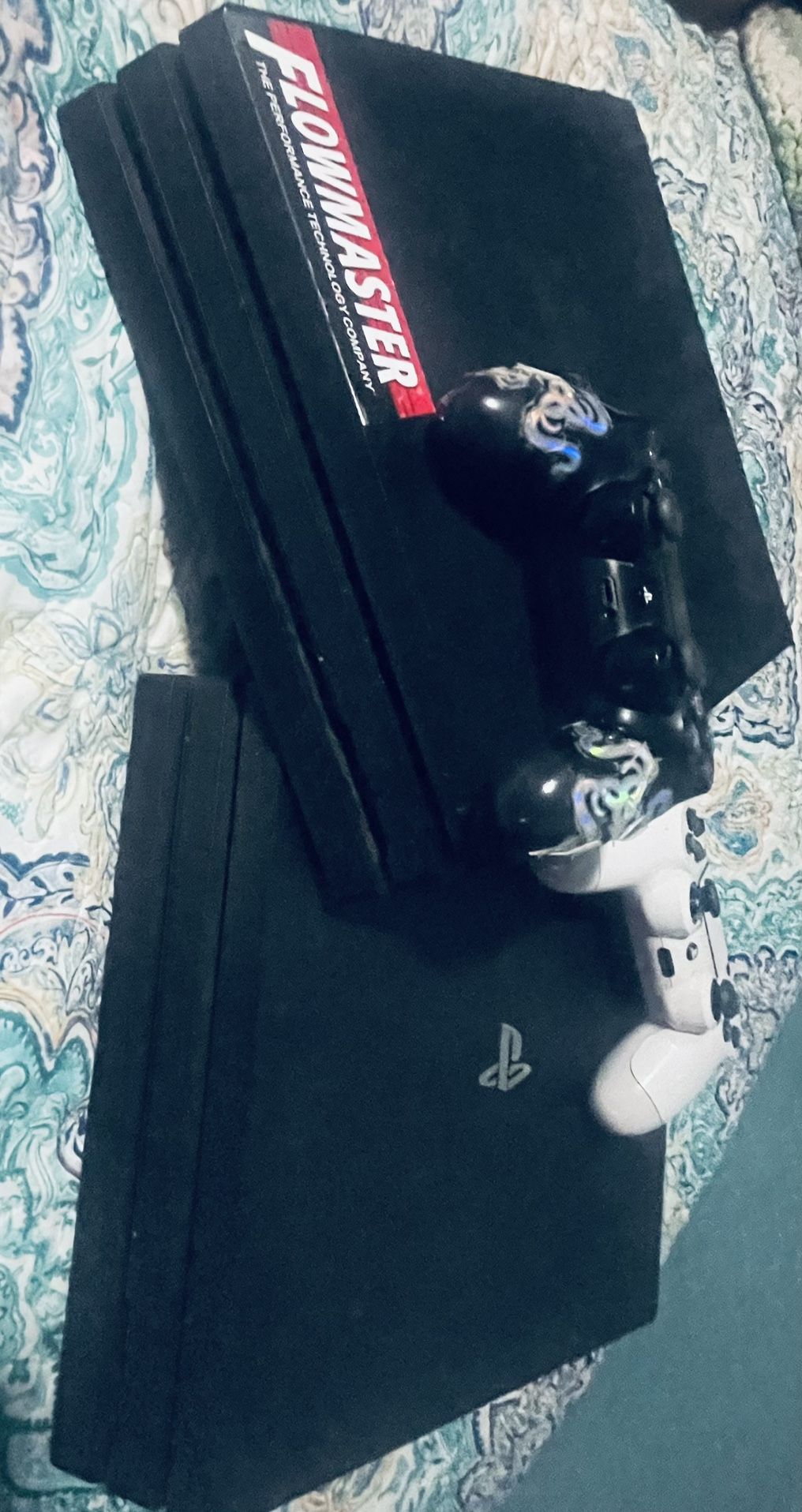 TWO PS4 PRO’s|2x Controllers|2x Power cord|2x HDMI|BOTH MODELS: CUH-7215B