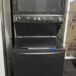 Kenmore 27” Stackable Washer And Dryer Electric 