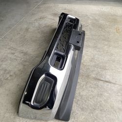 2021 DODGE RAM 2500 OEM COMPLETE FRONT BUMPER BRAND NEW TAKE OFF