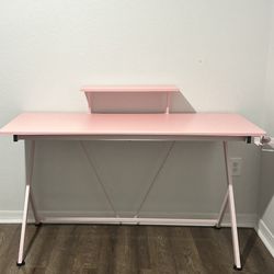 Gaming desk And Keybord Boundle