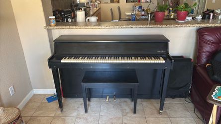 Vose and Sons piano