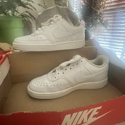 White AF1 Nike 