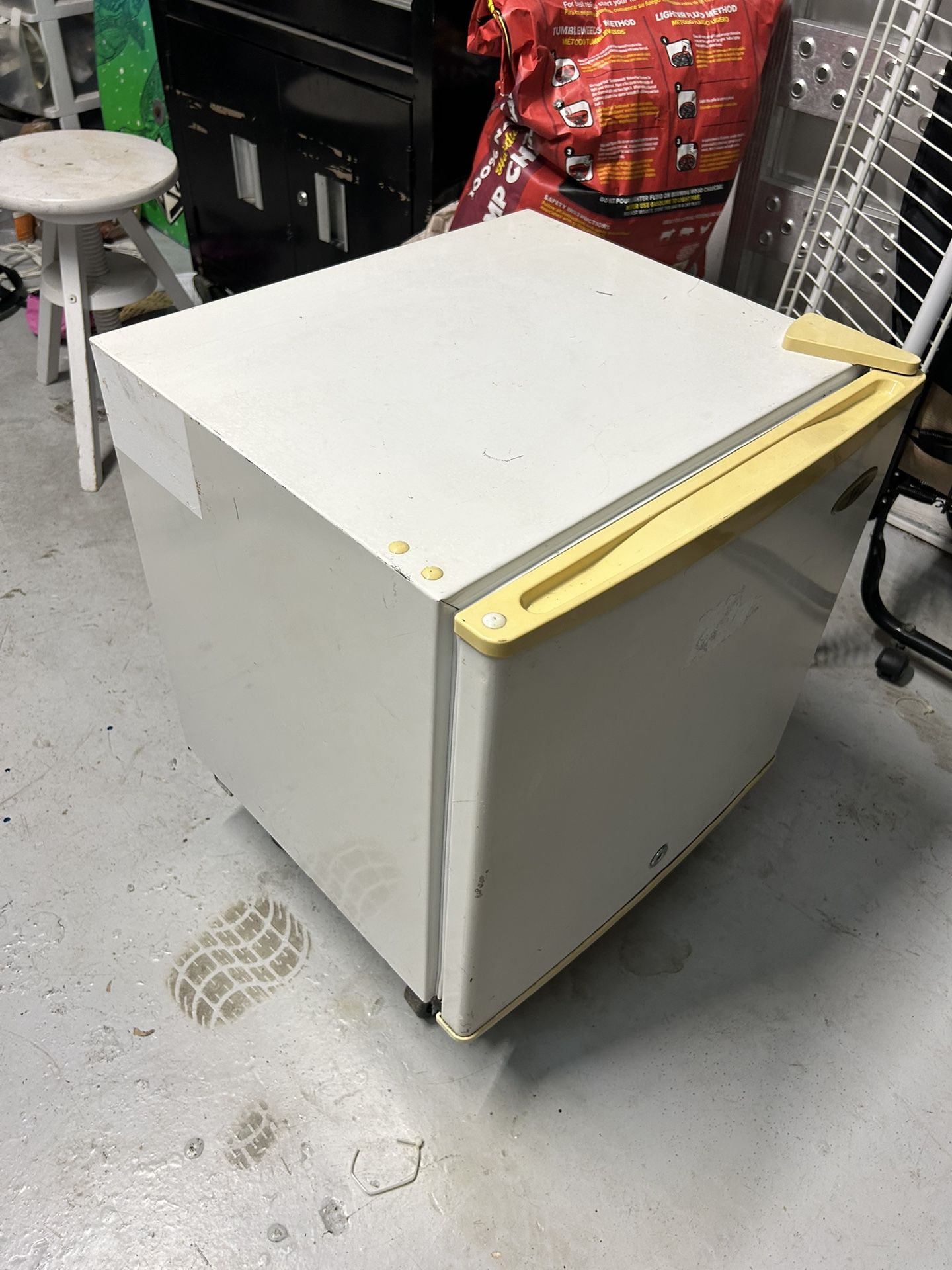 Mini Freezer SPT