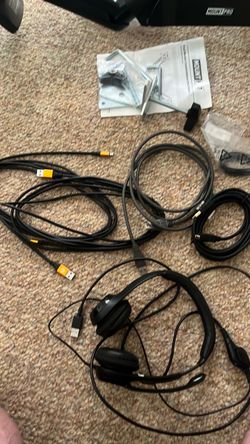 USB 3 to lighting phone charge cables and usb make to female cables and jack cable and headset
