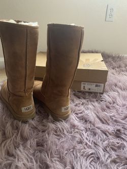 UGG Boots Classic Tall Size 8