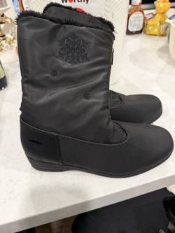 Woman’s Boots 