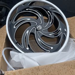 26” Wheels New In Box $1200 6 Or 5 Lug 