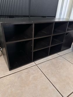 Shoe storage bench
