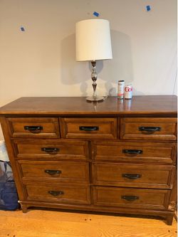 Dresser