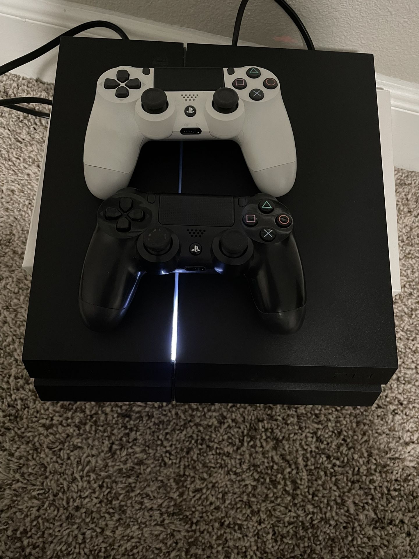 ps4 slim black
